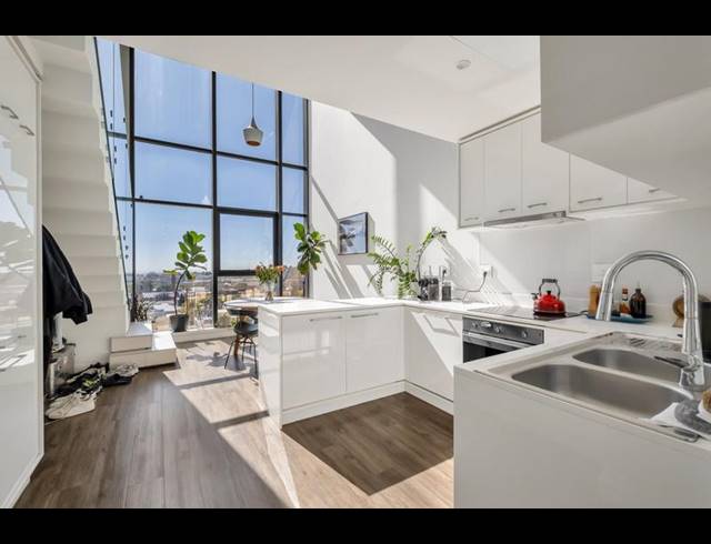 2 BEDROOM APARTMENT FOR SALE IN ROSEBANK